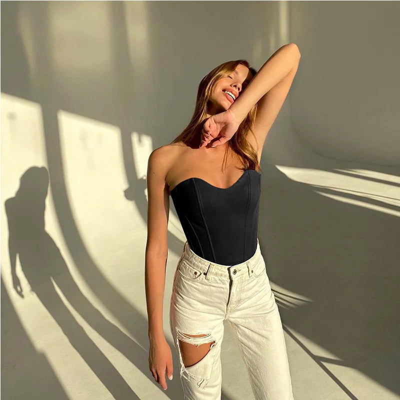 Sexy Damen Body trägerlos – Figurformender Bandeau Bodysuit für Party & Alltag